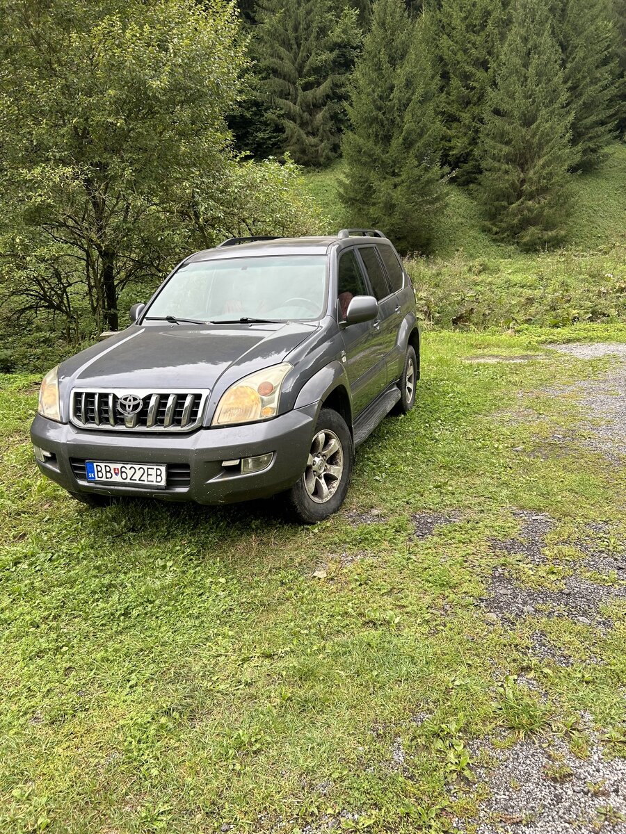 Toyota landcruiser 120