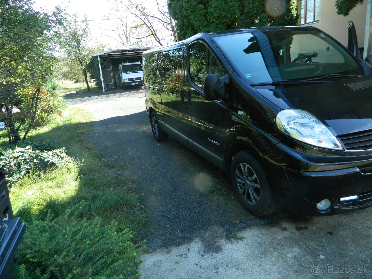 Renault Trafic 2 Bus 2,5 Dci automat