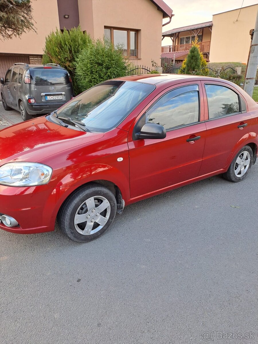 Predám Chevrolet aveo 1,2  benzín/lpg