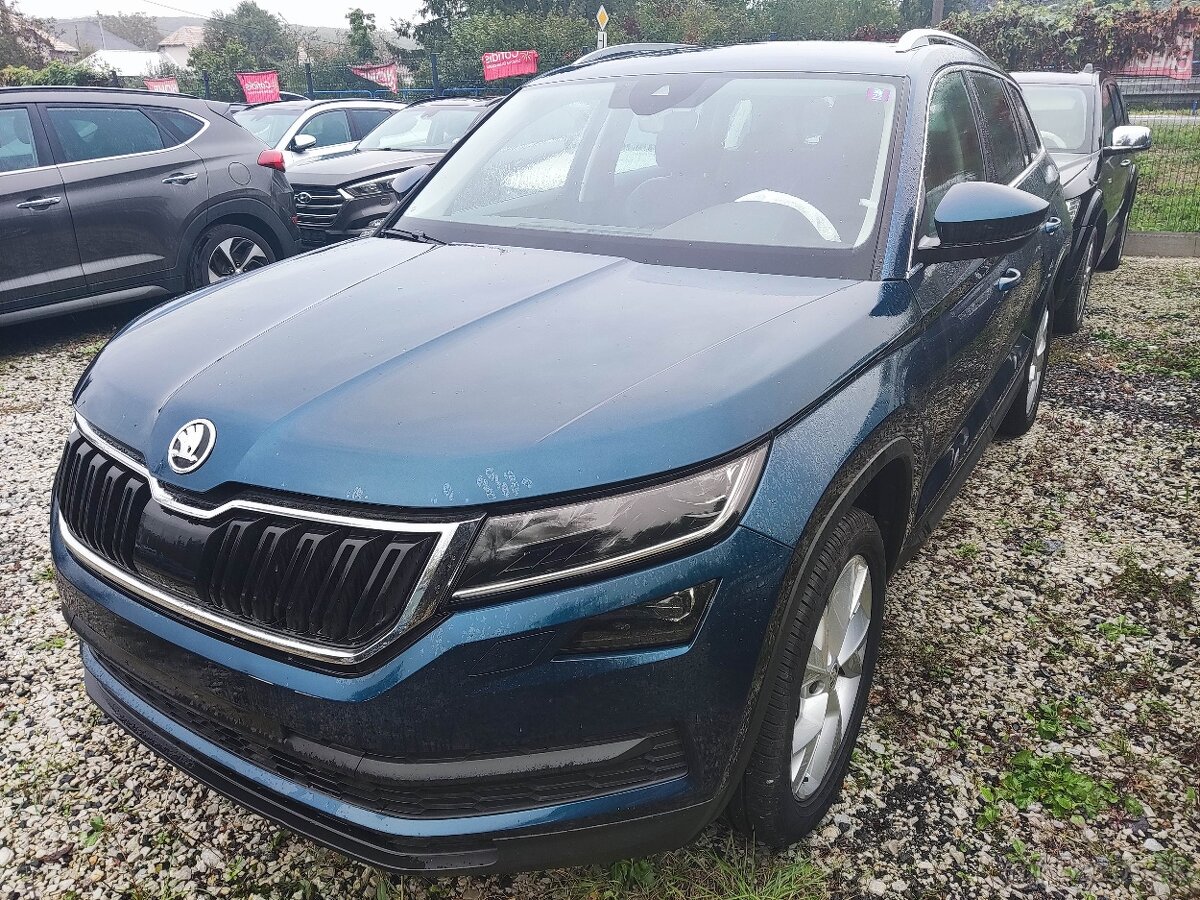 Škoda Kodiaq 2,0TDi 140kW (190k) 4x4 r. 2018 -modrozelený 7m