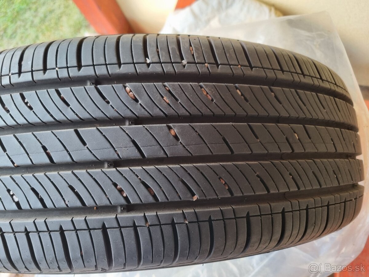 Celoročné pneumatiky 205/65 R16