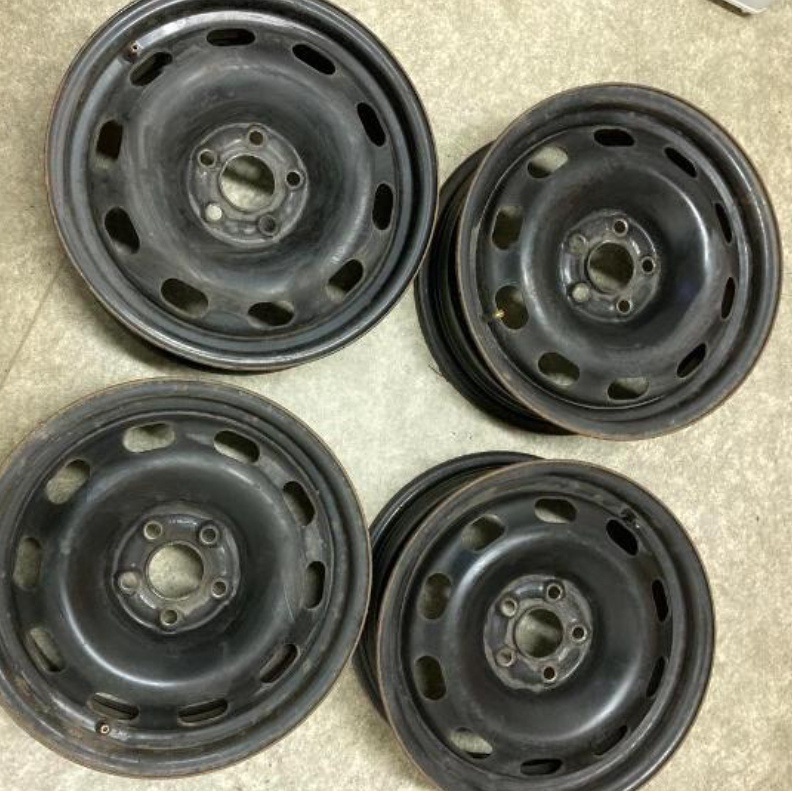 5x108 r15 ford