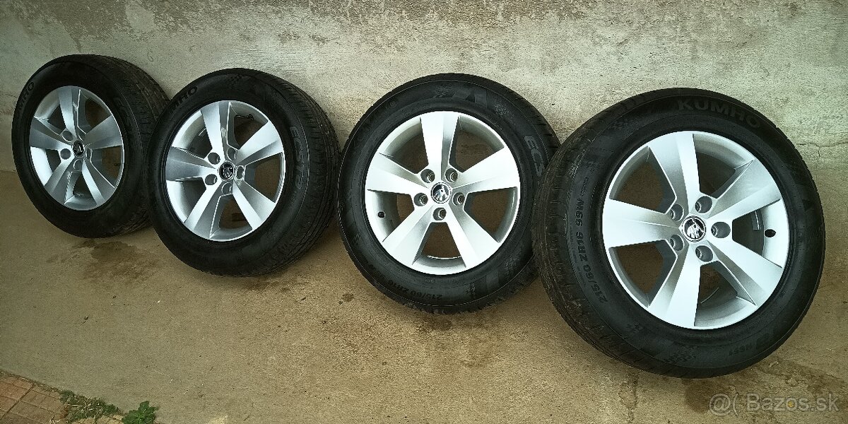 215 55 ZR 16 99W KUMHO+ALU DISKY 5x112 R16 skoda