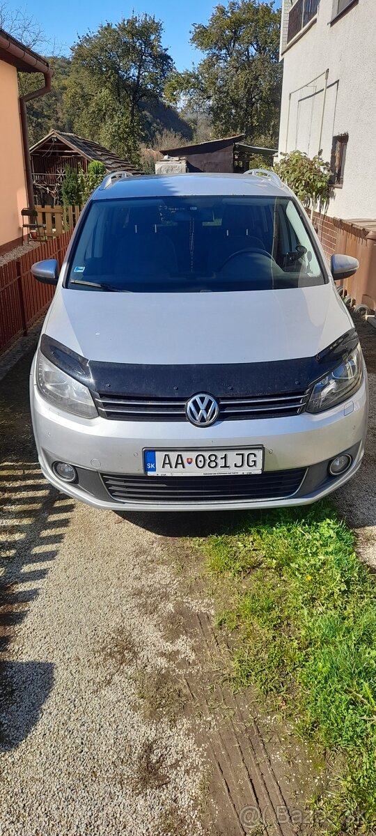 Predám volkswagen touran  2010 1.6tdi 77kw