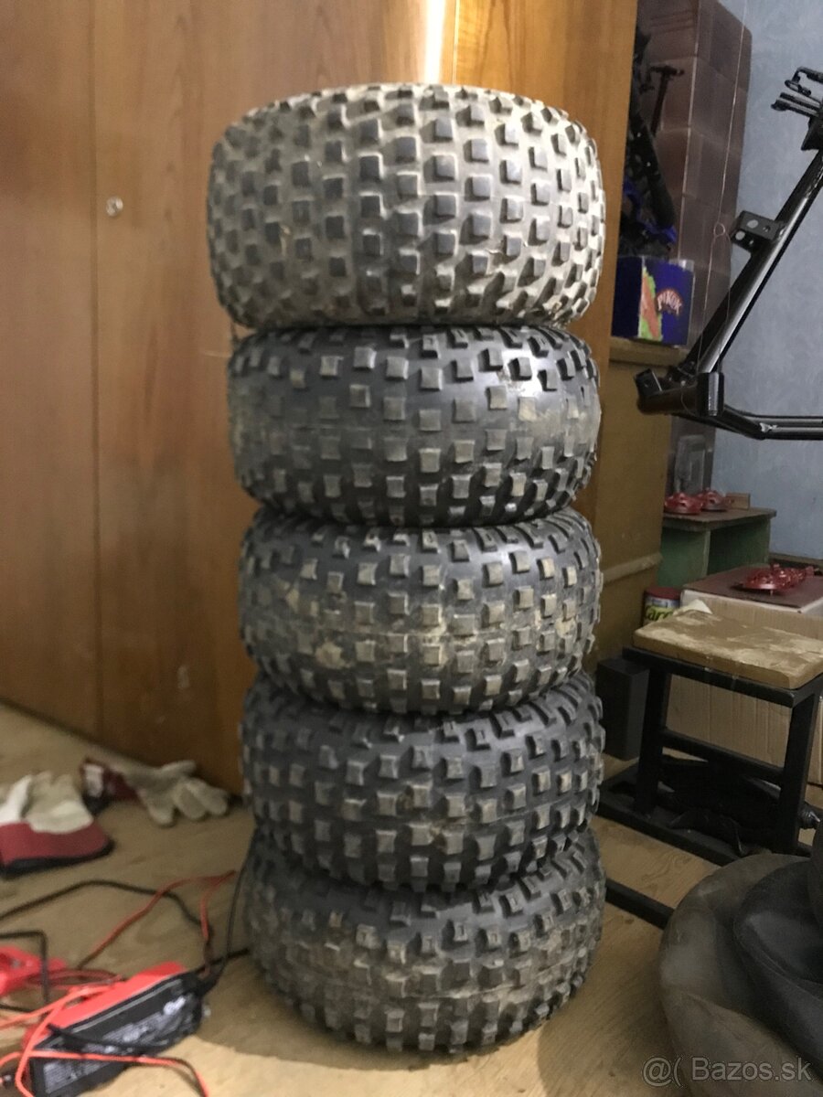 Pneumatiky 16x8.0 -7