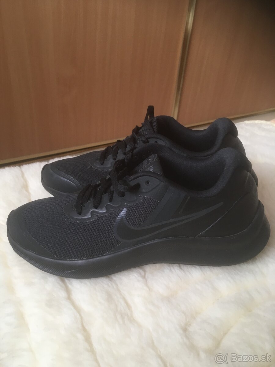 Botasky, tenisky zn.Nike č.38