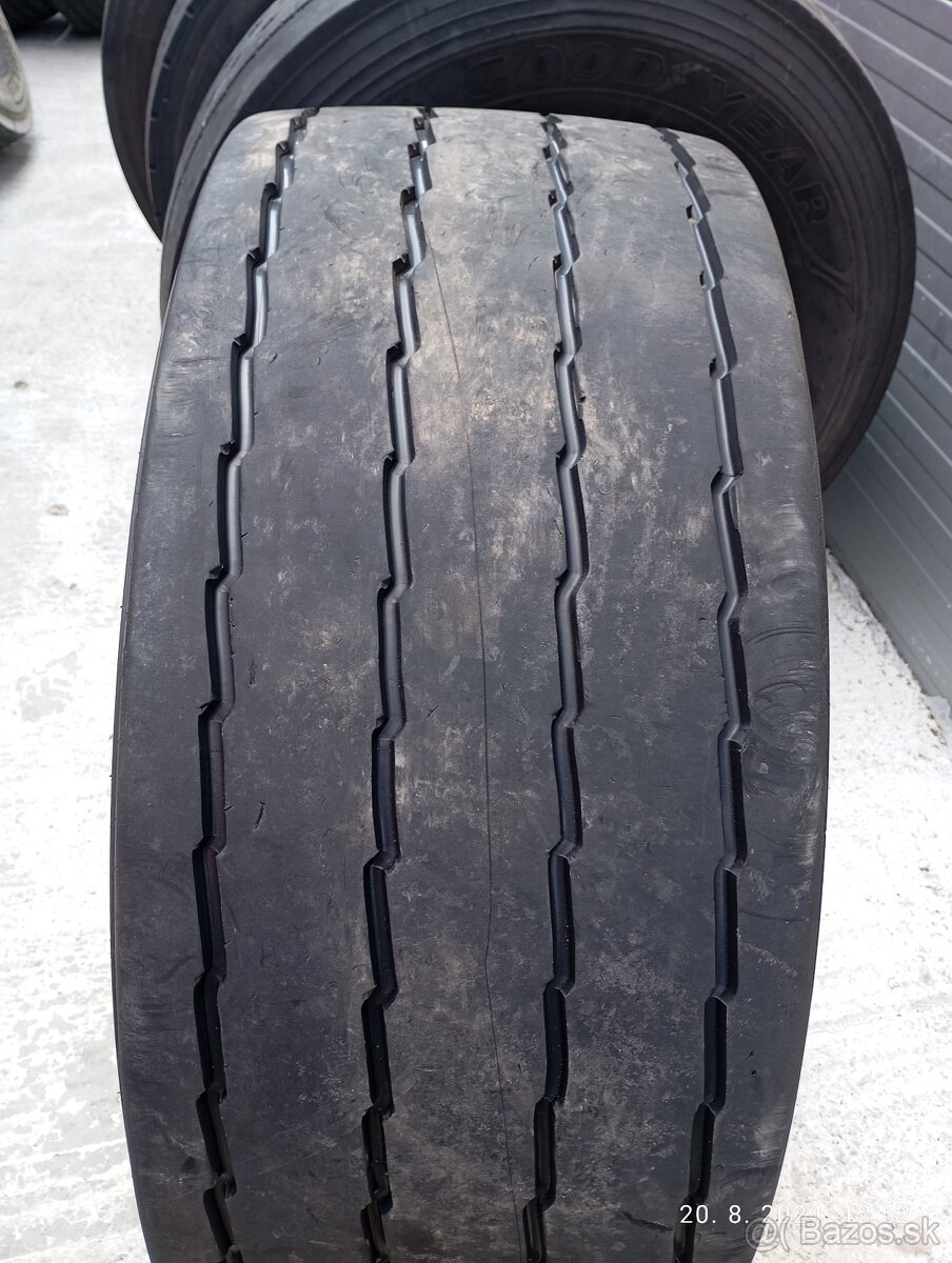 385/55 R22,5 KAMA NT202+