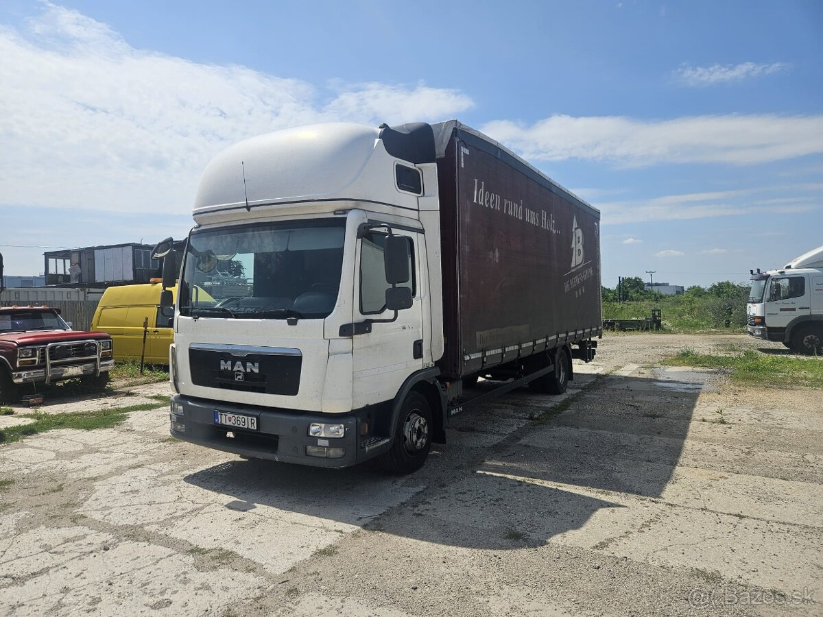 Plachtovy valnik MAN TGL 12.180 4x2 2009 hydraulicke celo