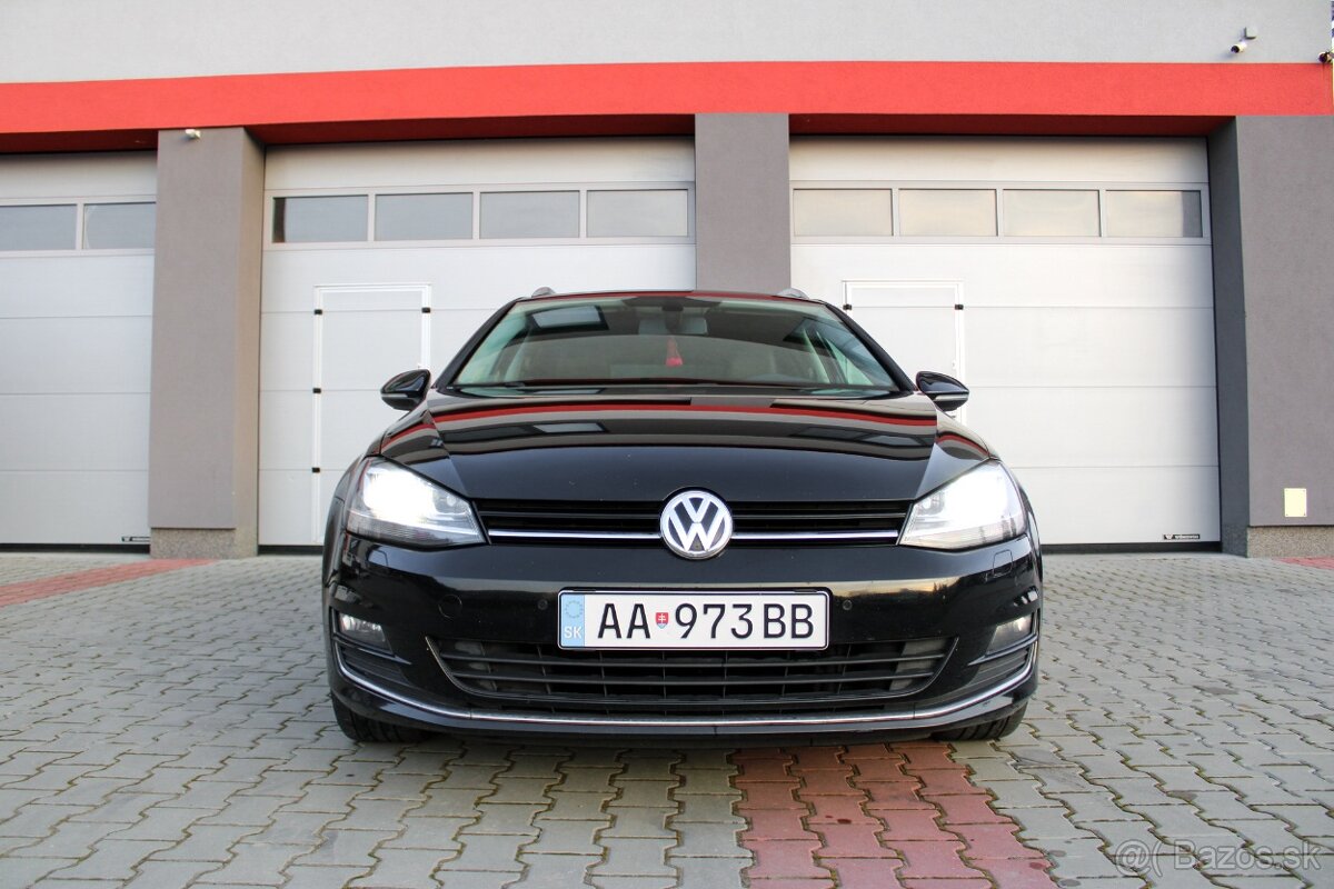 Volkswagen Golf 2.0 TDI Highline DSG, Masážné sedadlá