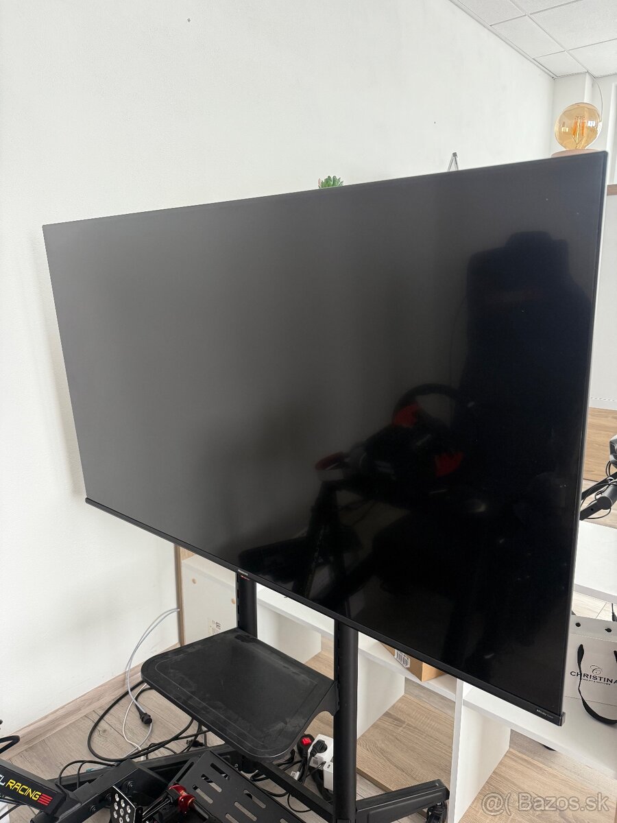 55" QLED Televizor Hisense 55E7HQ