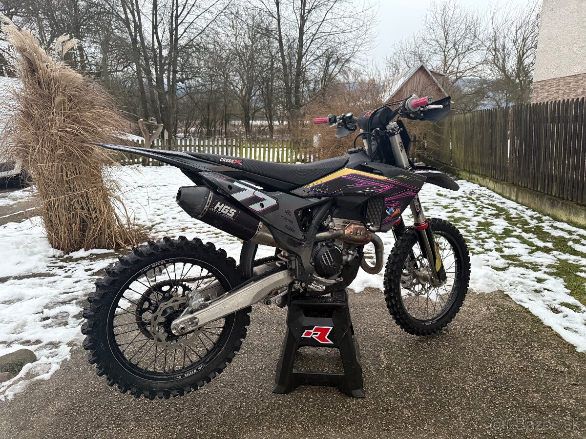 KTM 250