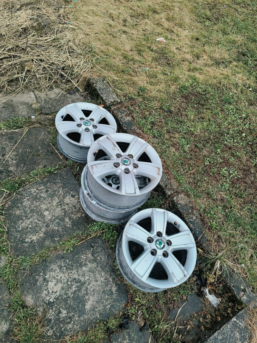 Hlinikove disky,elektrony 5x112 r15