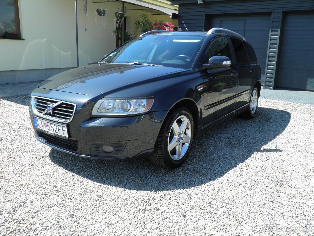 Volvo V50 D5 Momentum A/T