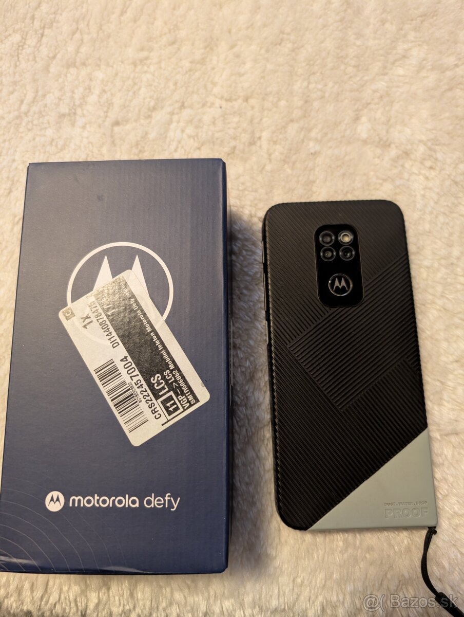 Motorola Defy