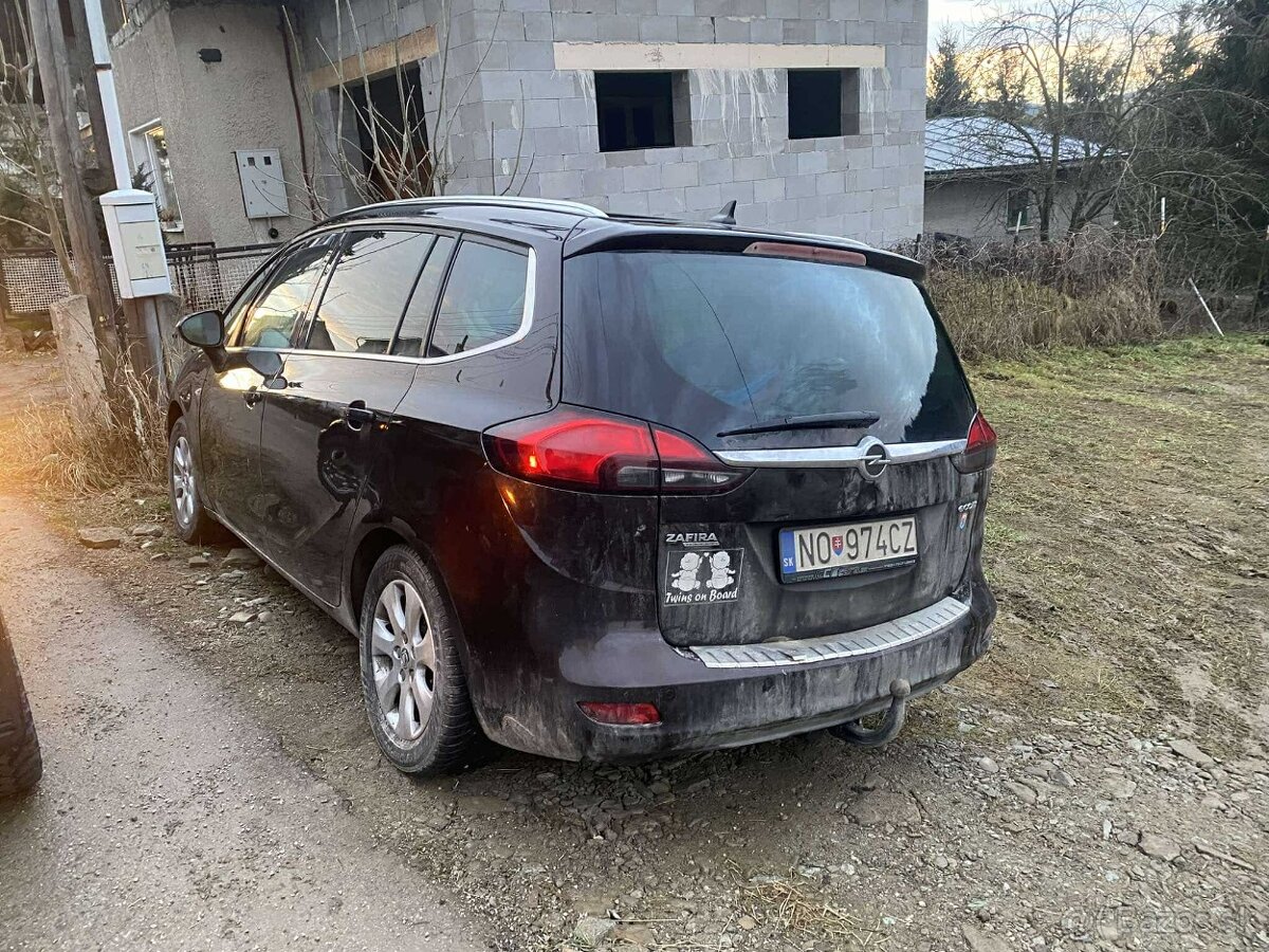 Opel Zafira 1.6 CDTI, Navi, Xenony, Tempomat