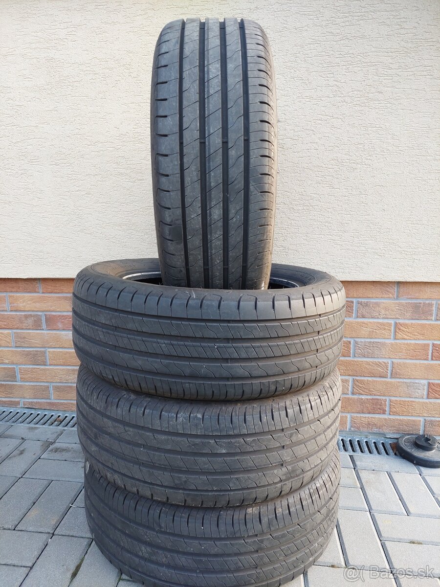 215/55 R17 98W