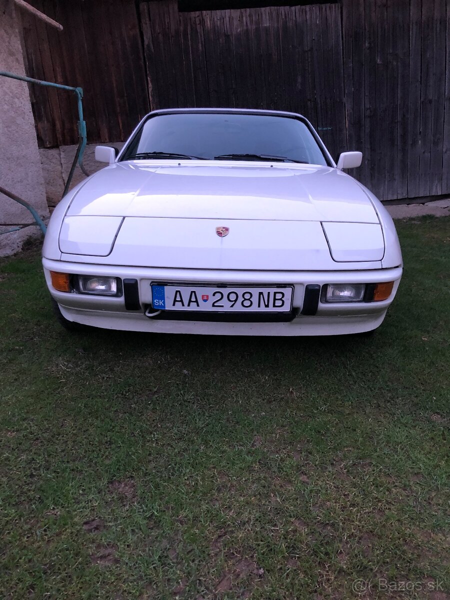 Porsche 924