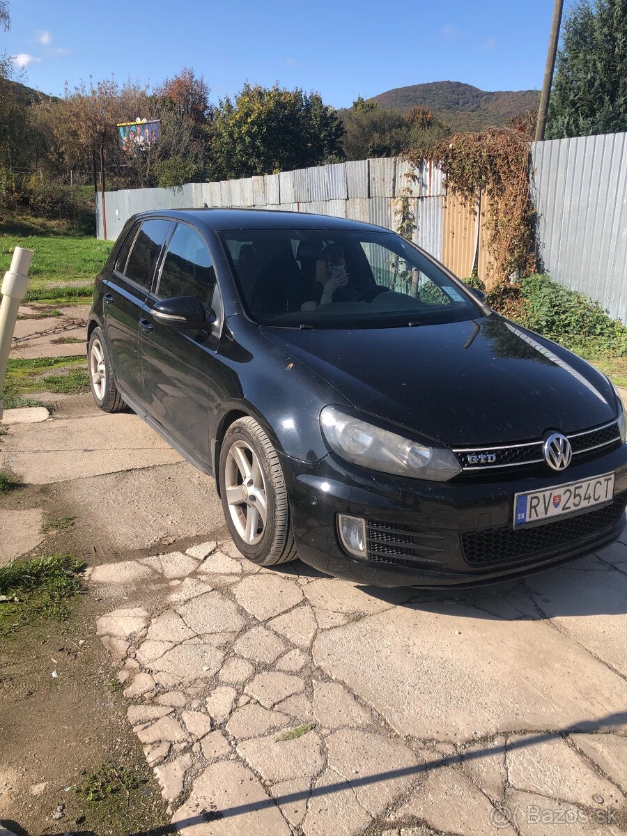 Golf 6 GTD 125 kW rok 2012 manuál Taliansko