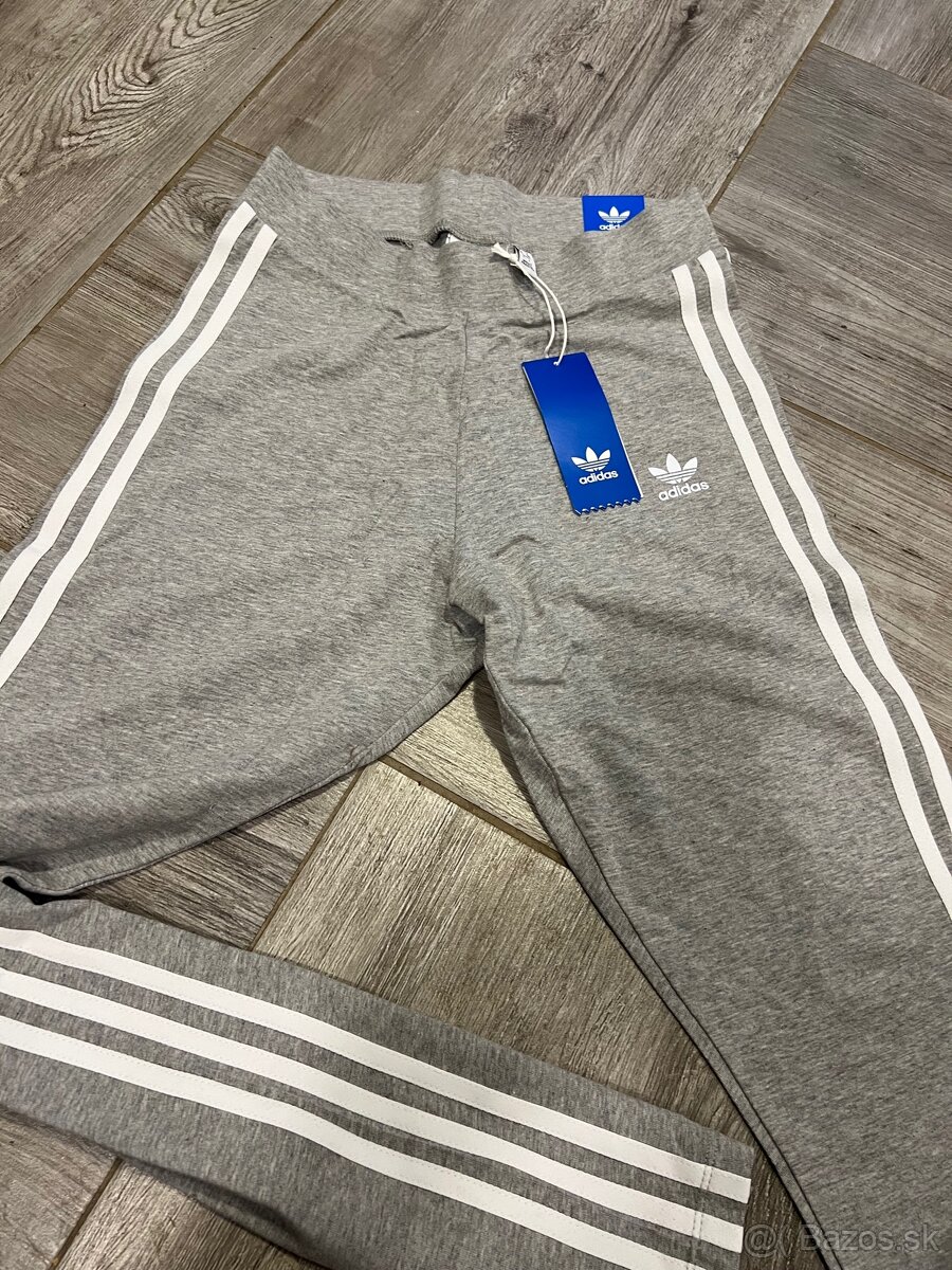 Adidas sivé legíny