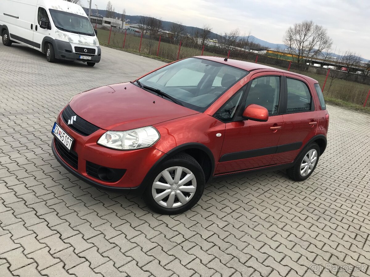 Suzuki SX4