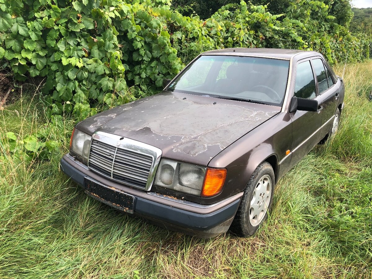 Mercedes-Benz w124 2.0