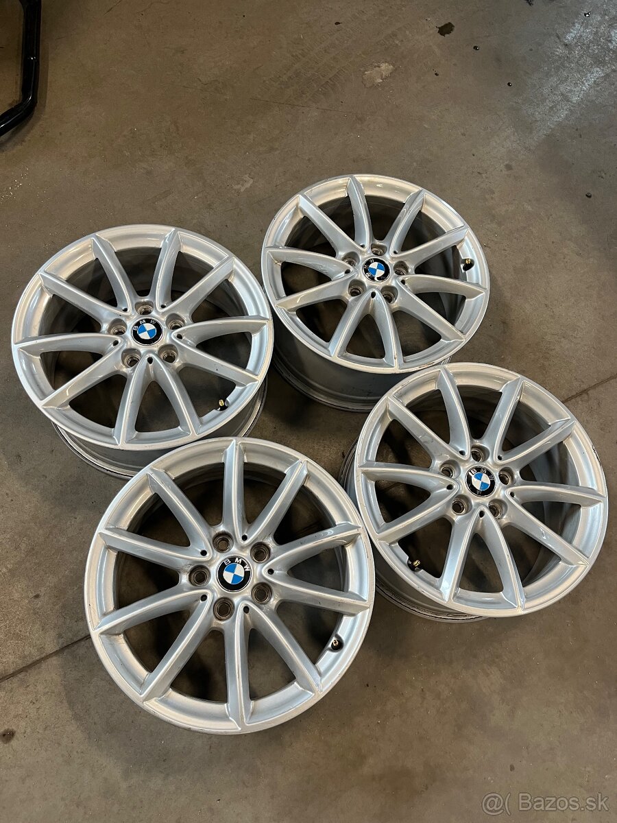 BMW rad 1 2 x1 x2 5x112 R17 styling 560