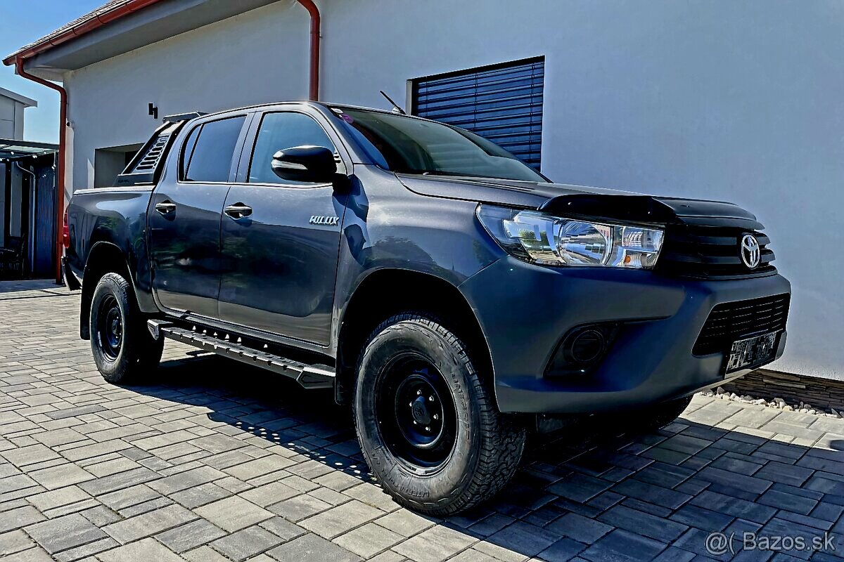 TOYOTA HILUX 2.4 D-4D - PREDAJ AJ NA SPLÁTKY