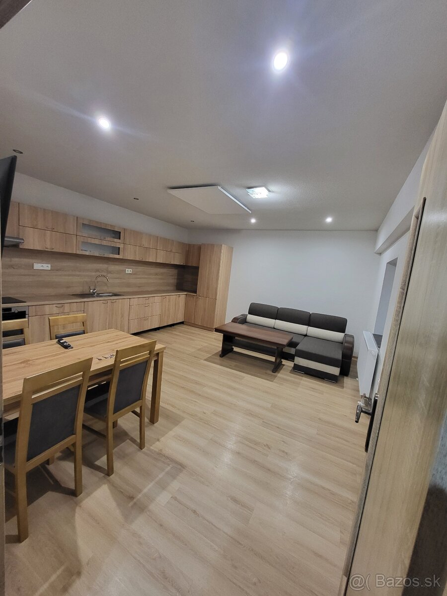 3-IZBOVÝ BYT na prenájom 85m²