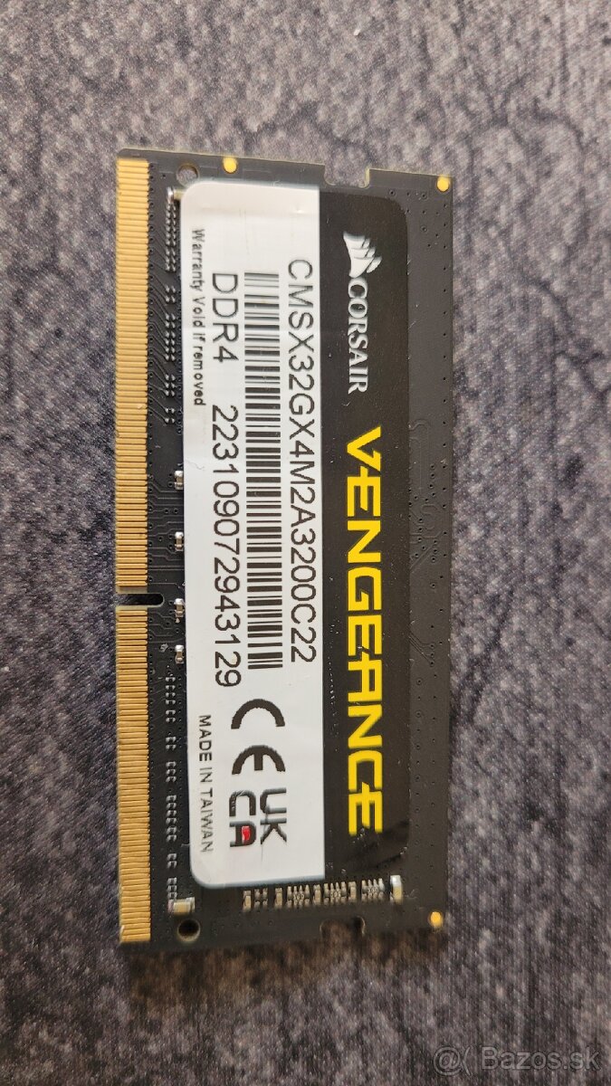 Predam 16 GB ddr4 3200Mhz cl22 ram (nefunkcna)