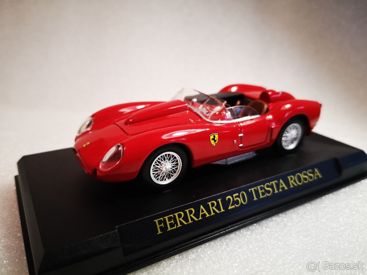 Predám kovový  model auta Ferrari 250 Testarossa, 1:43