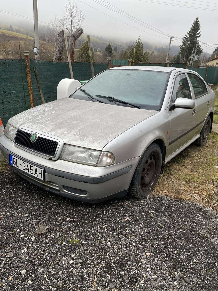 Škoda Octavia 1.6 benzín