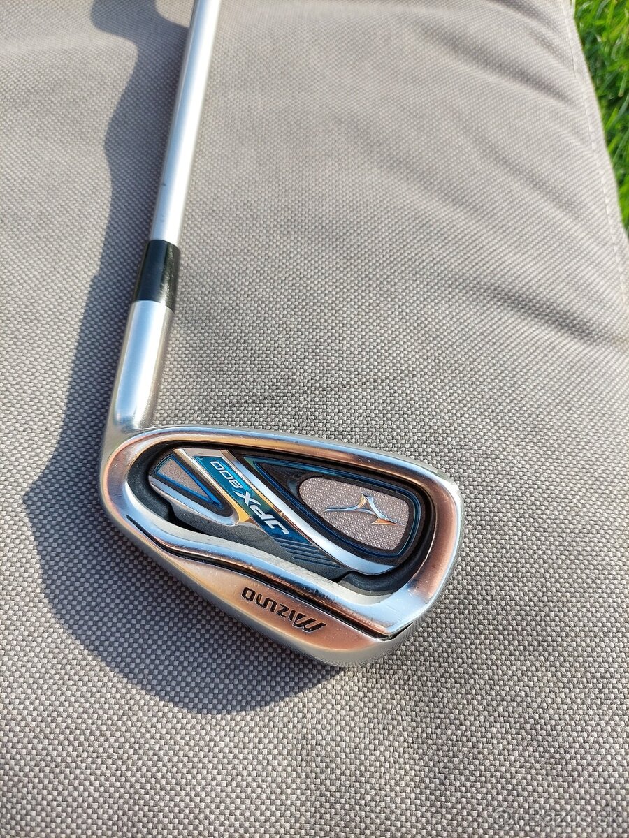 Mizuno JPX 800 palica grafitova