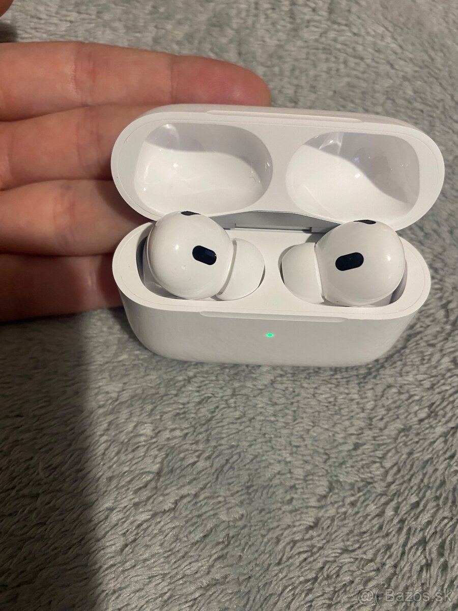 NOVÉ AirPods Pro 2