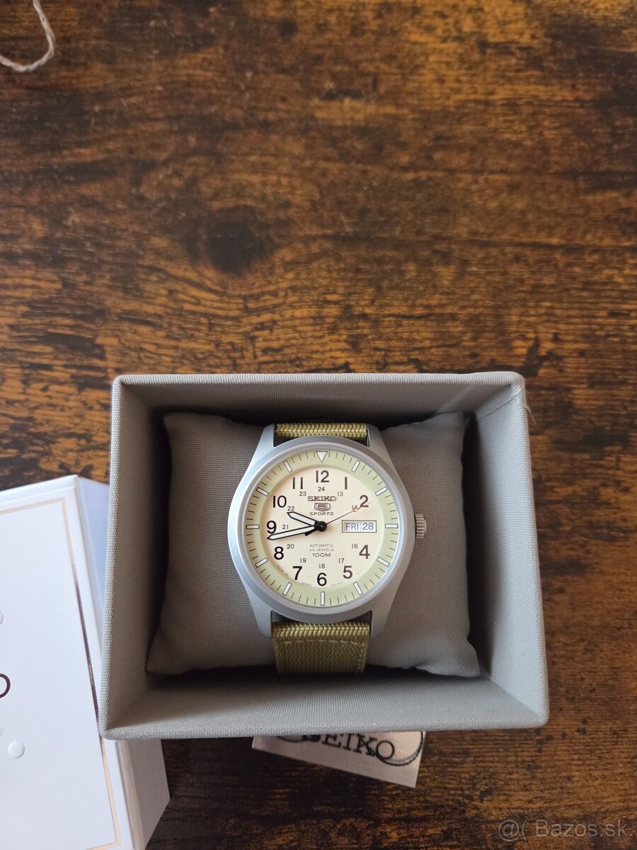 Seiko 5 Sports / SNZG07J1 / Field watch