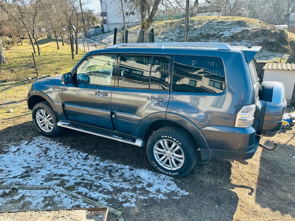 pajero 3.2 di-d 7 miestne 4x4