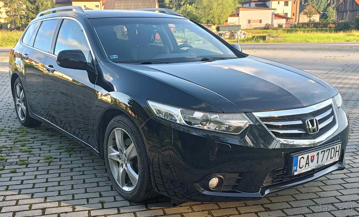 Honda Accord Tourer Combi 115kw 2.0 benzín Manuál, 2012