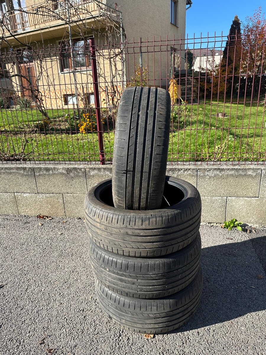 Letné gumy 225/40 R18 92V