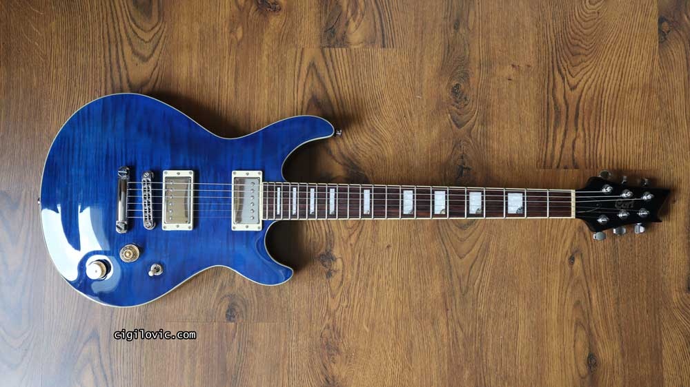 Cort M600 - Bright Blue