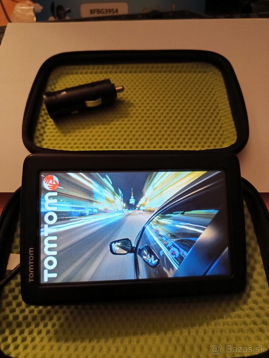 Navigácia TomTom