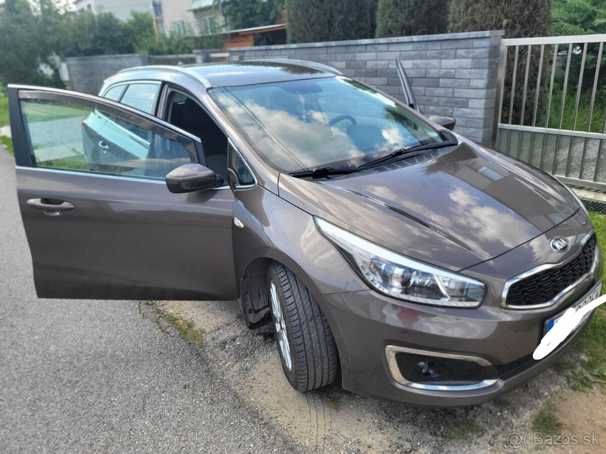 Predám KIA Ceed SW - 1.4. CCVT Gold edition 73 kW, M6