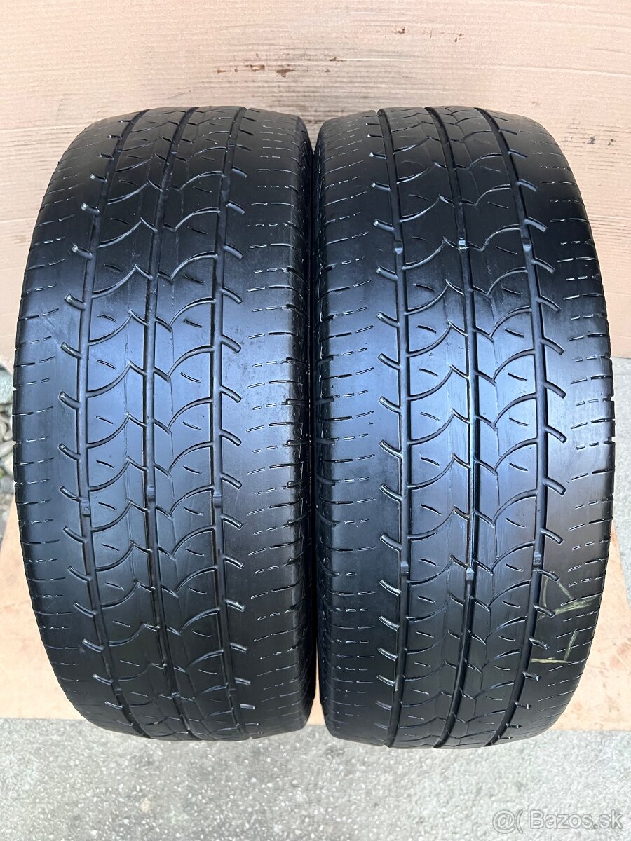 Letné pneumatiky 225/65 R16C Barum dva kusy