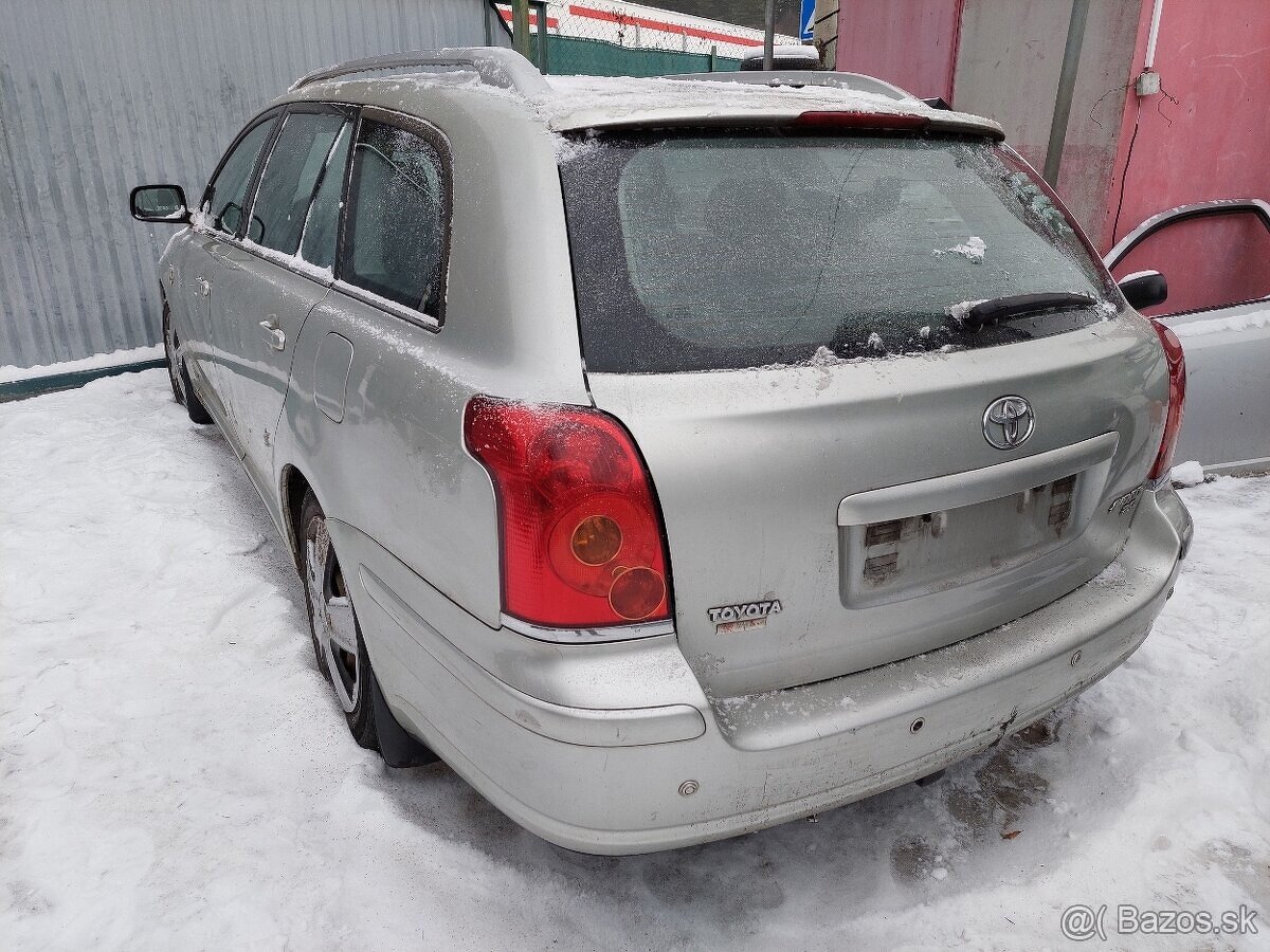 Predám Náhradné diely Avensis T25 2003-2008 diesel 85kw