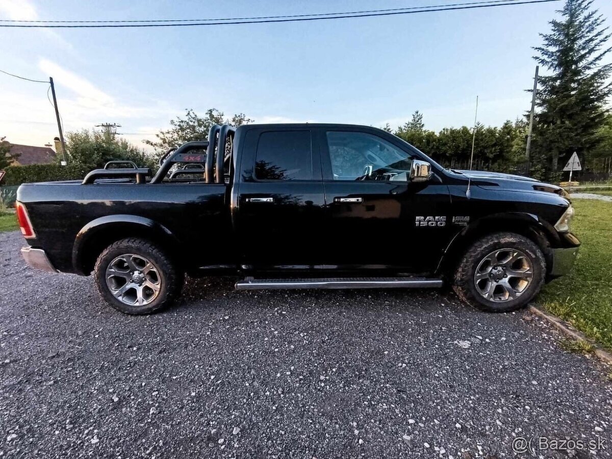 Zadny ram na korbu pre Dodge Ram,F150,Tundra