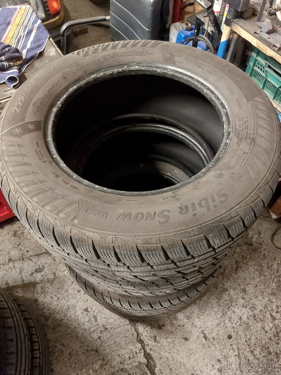 Predám zimné 255/60R17 4kusy 3517 DOT