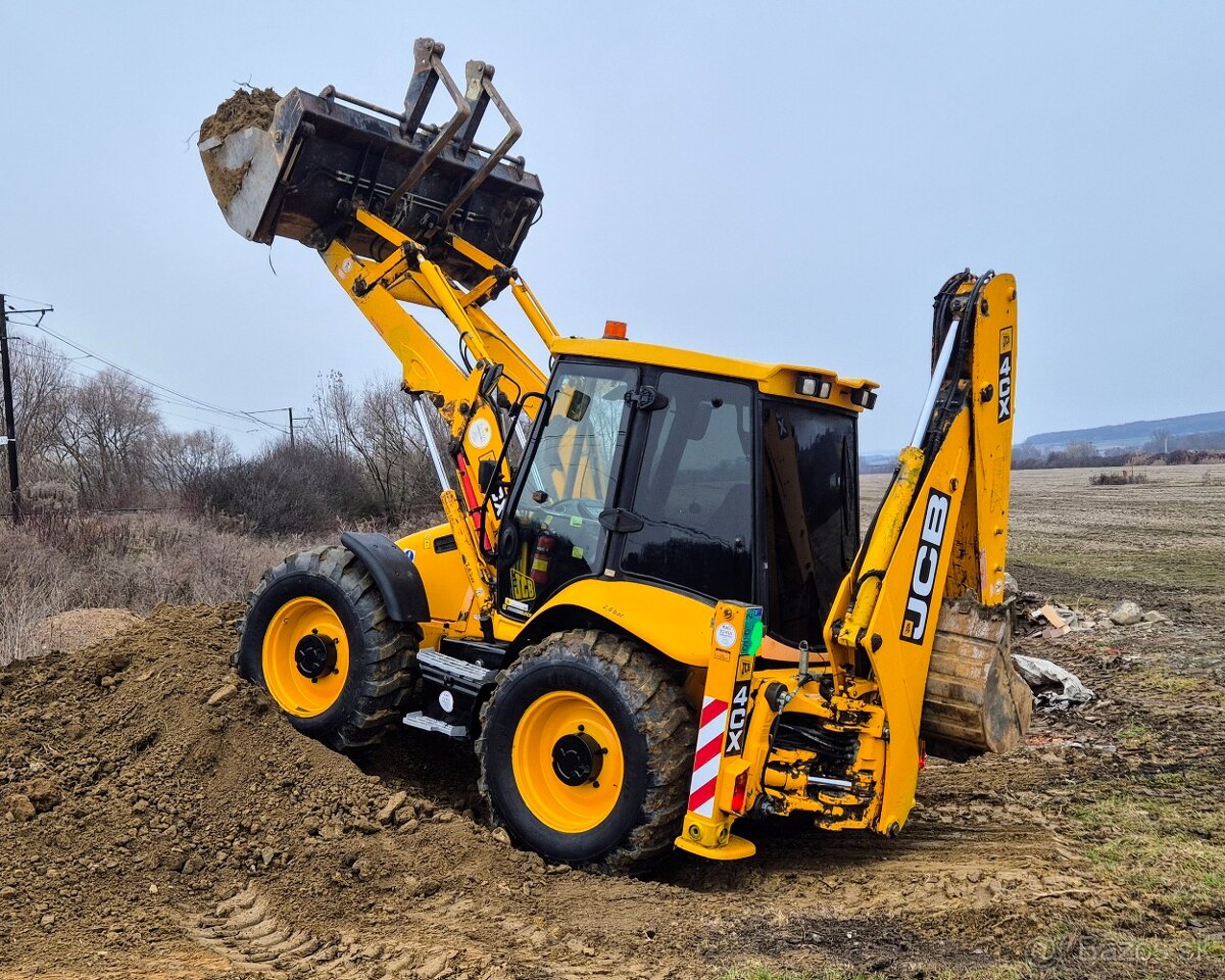 JCB 4CX