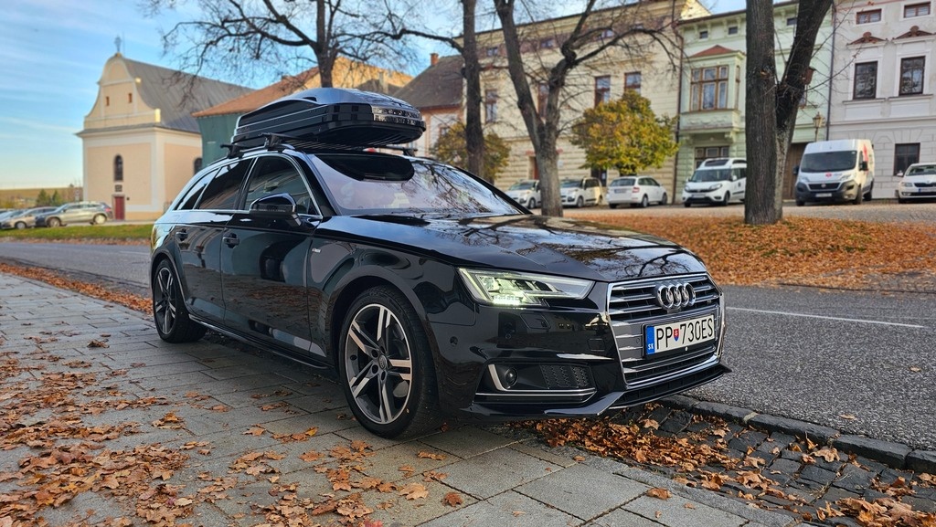 AUDI A4 2.0TDI S  / Nez. kur. / LedMatrix / HeadUp / Cockpit