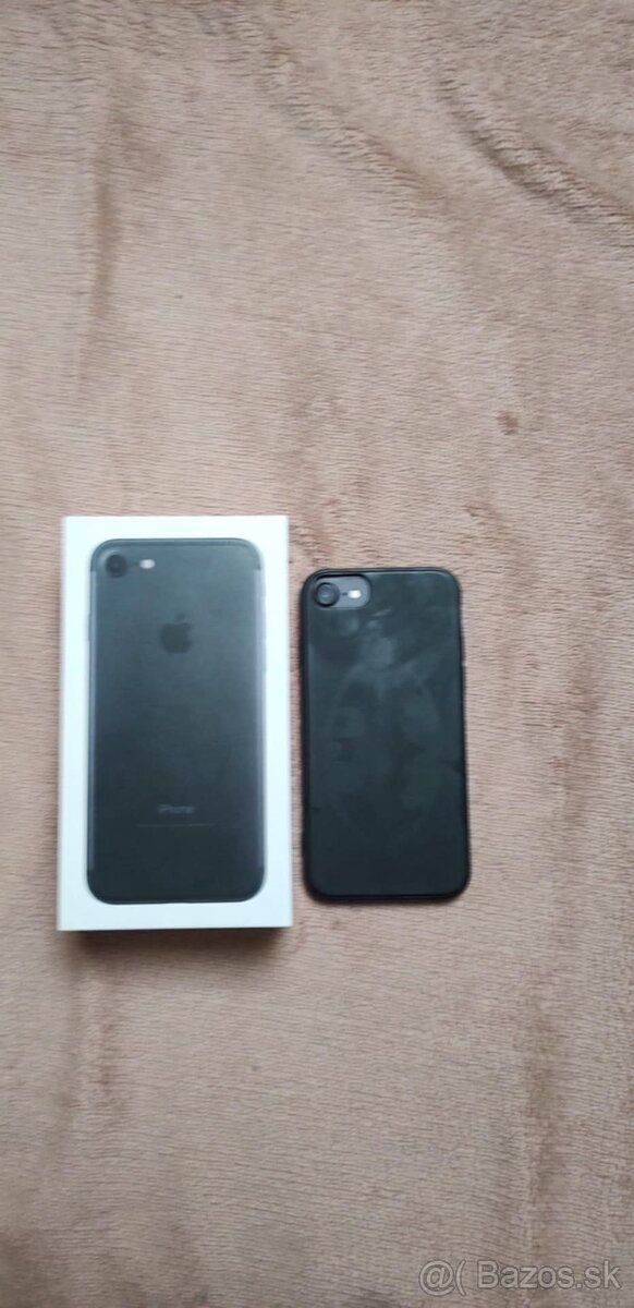 Predám iPhone 7 veľmi dobrom stave cena je 85