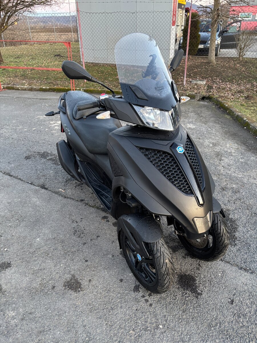 PIAGGIO MP3 300 LT SPORT