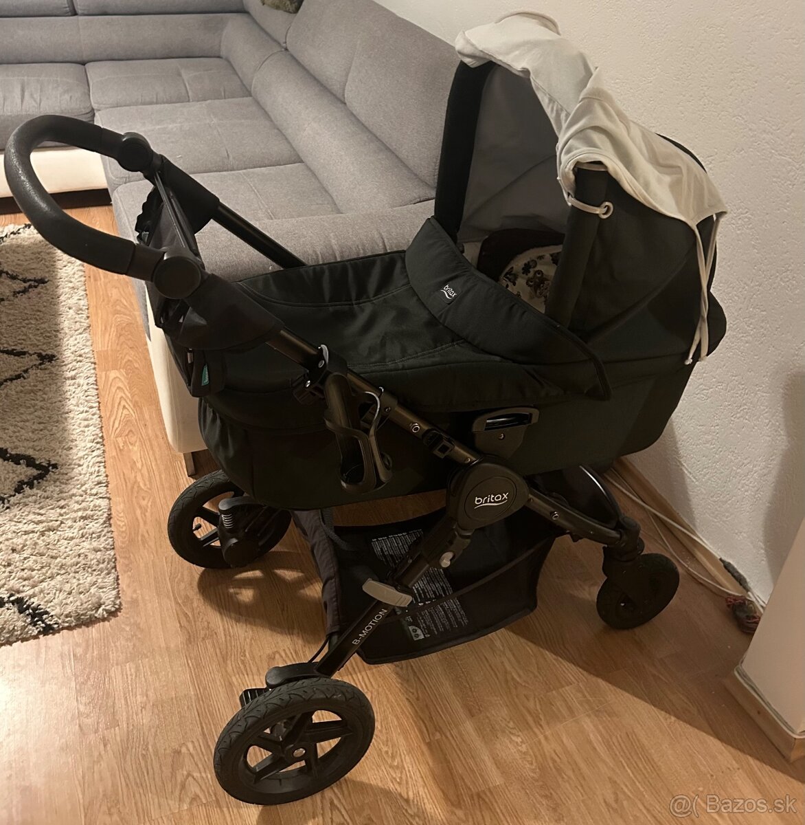 Britax Römer B-Motion 4 Plus + autosedacka