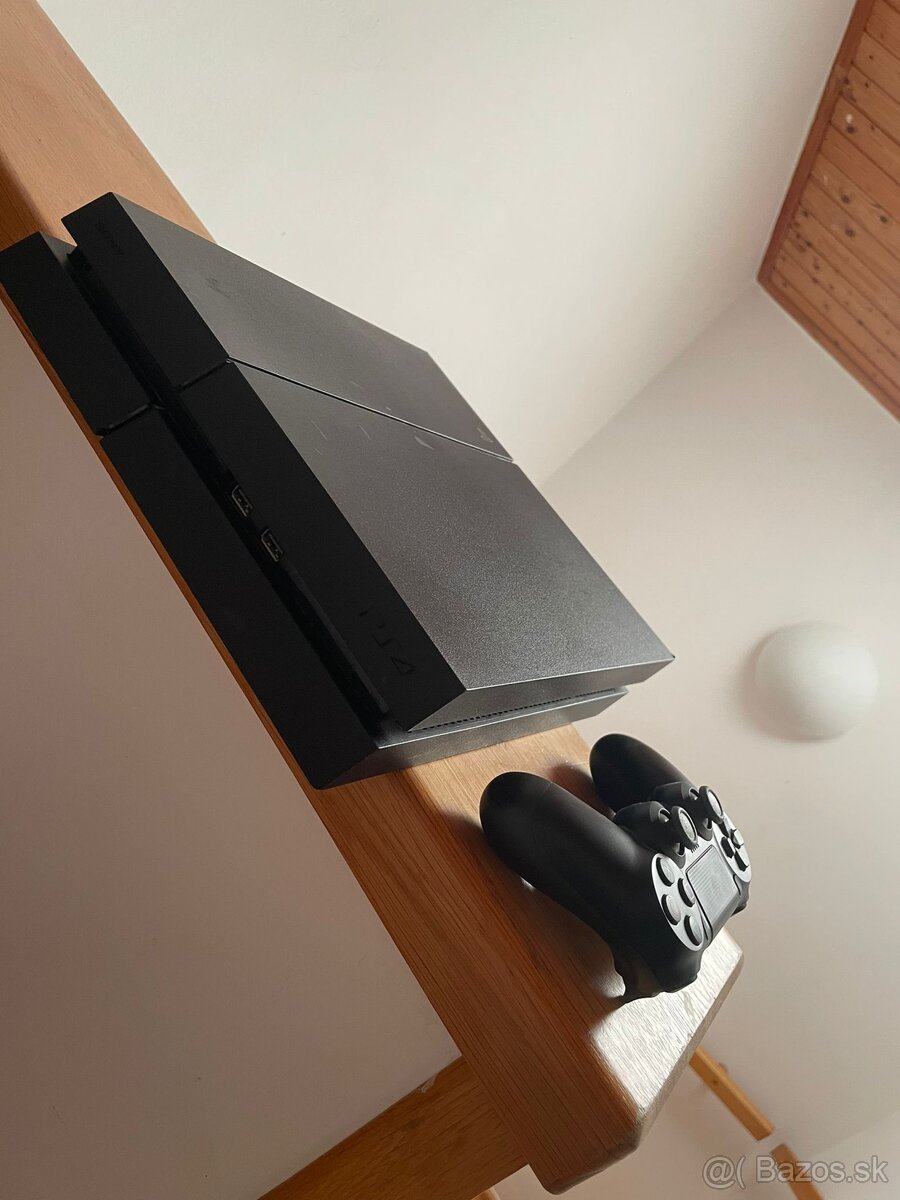 PlayStation 4